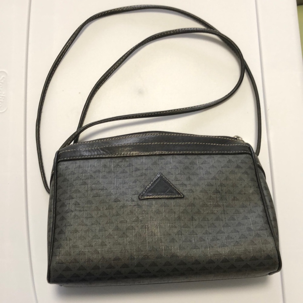 Liz Claiborne crossbody purse